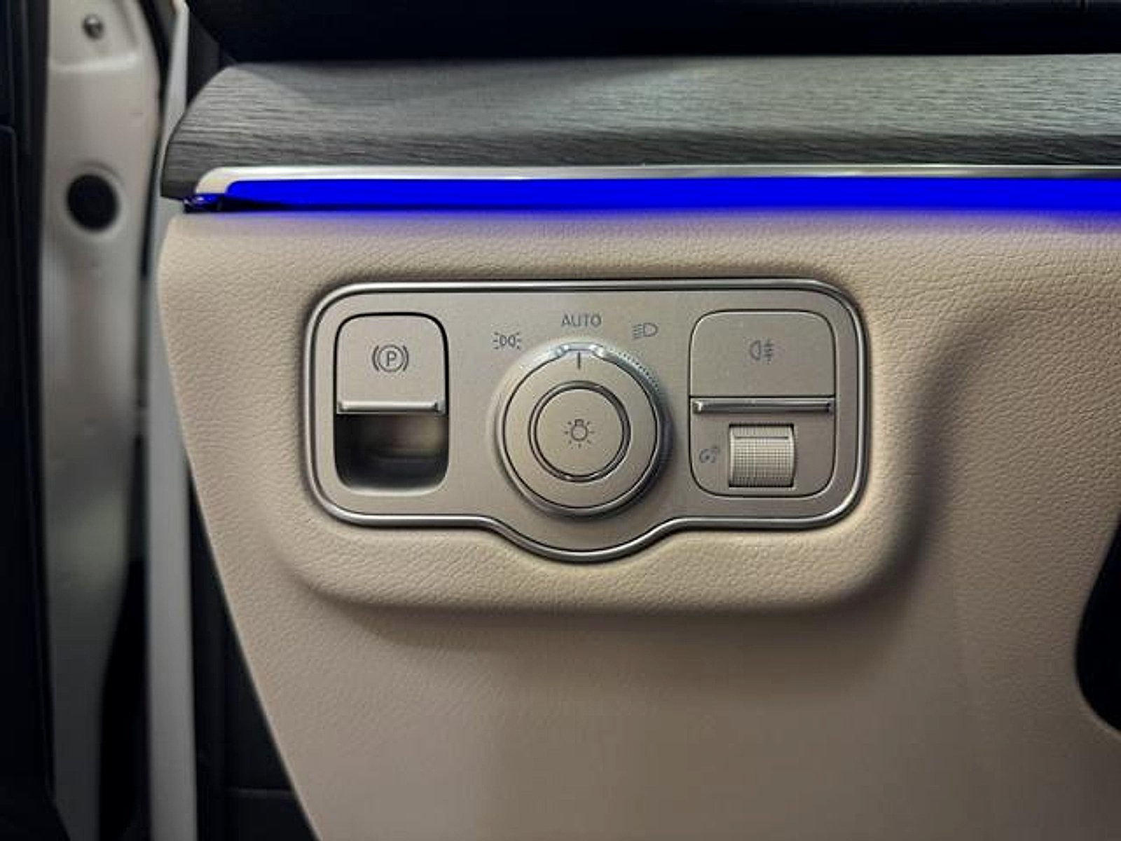 Certified Used 2026 Polar White Mercedes-Benz  image 22
