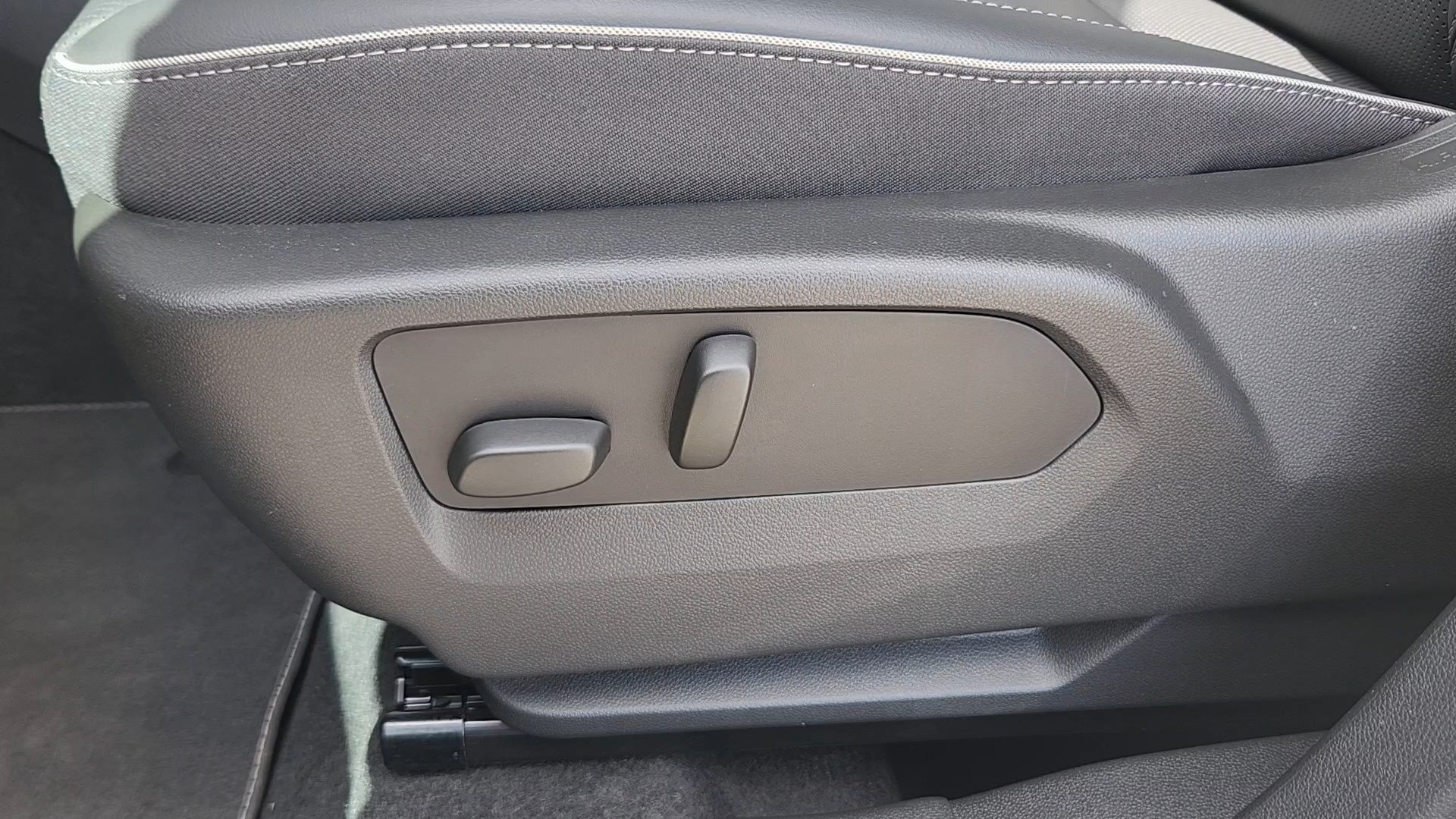 2022 Buick Envision Essence - Photo 9