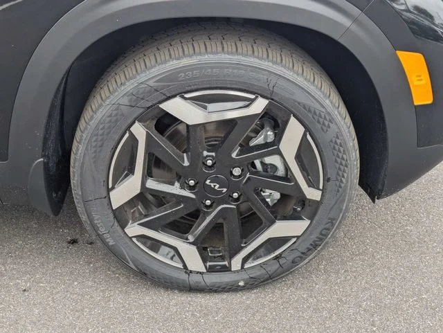 New 2026 Fusion Black Kia SX image 11