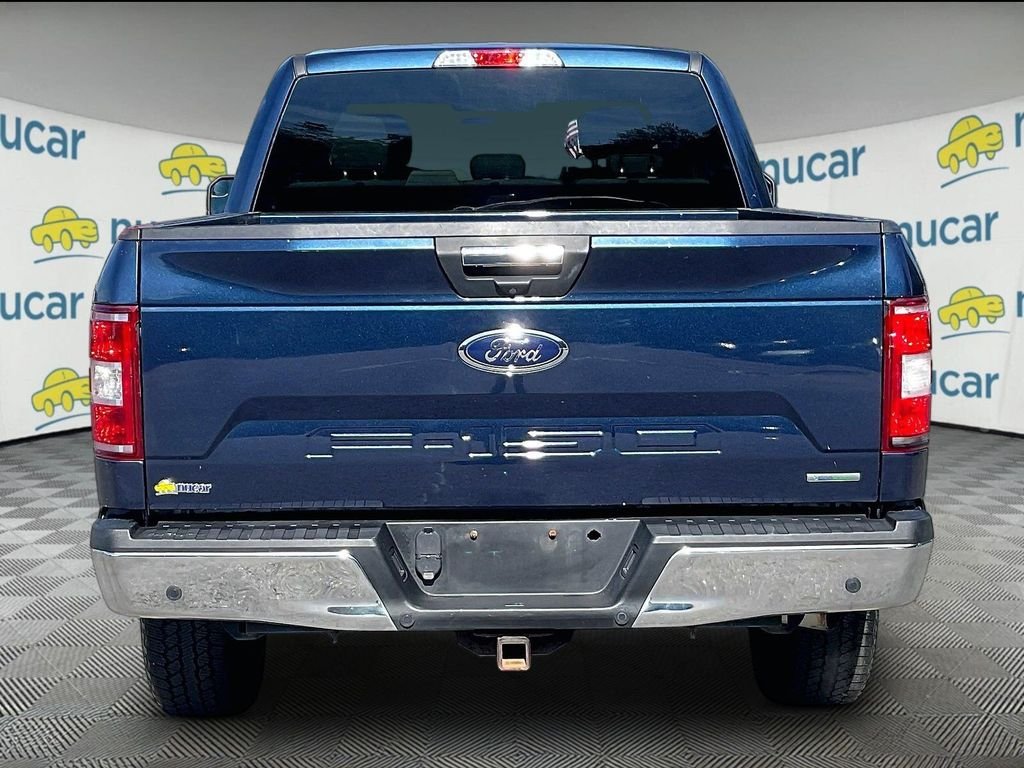 Used 2018 Blue Ford XLT image 5