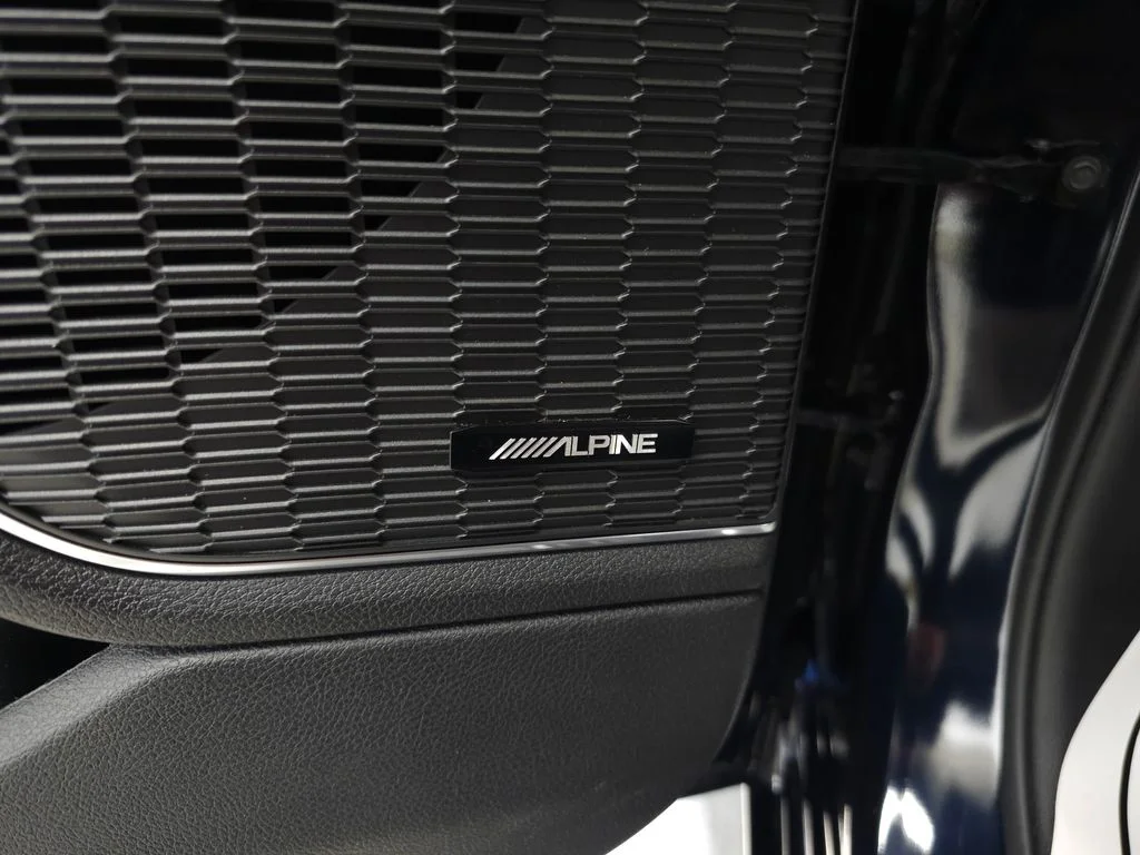 Used 2023 Black Jeep Overland image 15