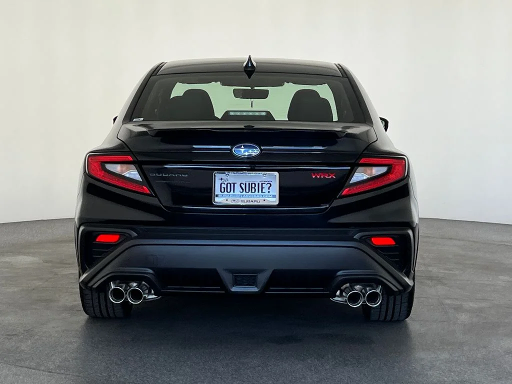 New 2026 CRYSTAL BLACK SILICA Subaru Premium image 5