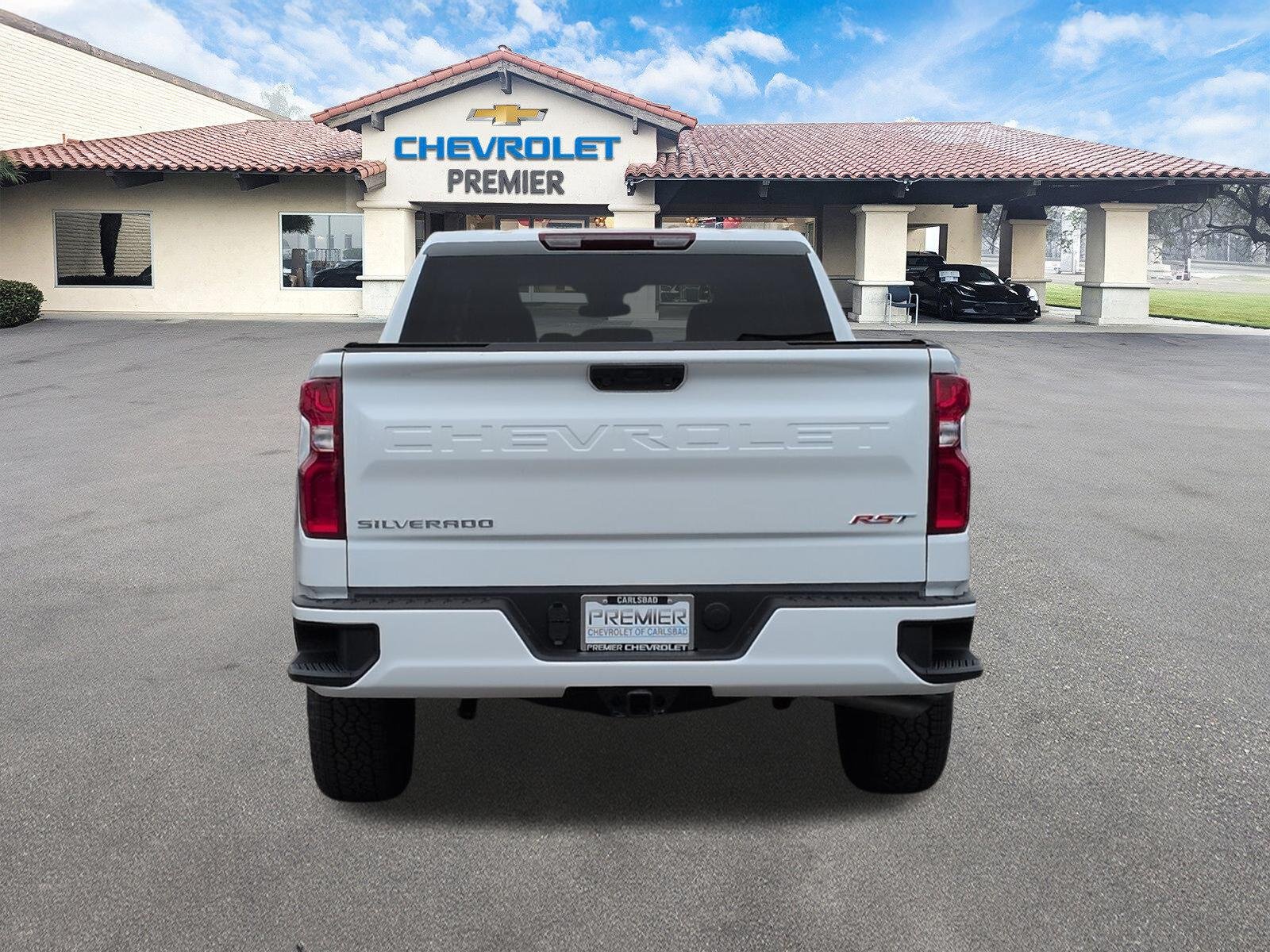 New 2026 Summit White Chevrolet RST image 7