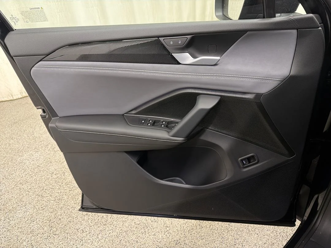 New 2026 Deep Black Pearl Volkswagen SE R-Line Black image 18