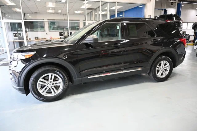 Used 2022 Black Ford XLT image 7