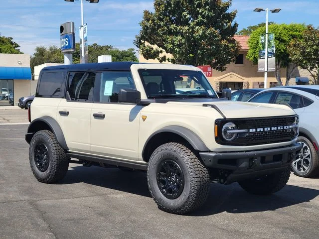 New 2026 Desert Sand Ford Badlands image 34