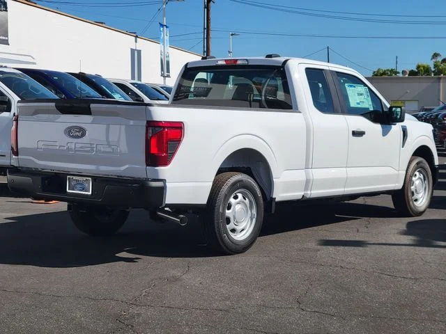 New 2026 Oxford White Ford XL image 5