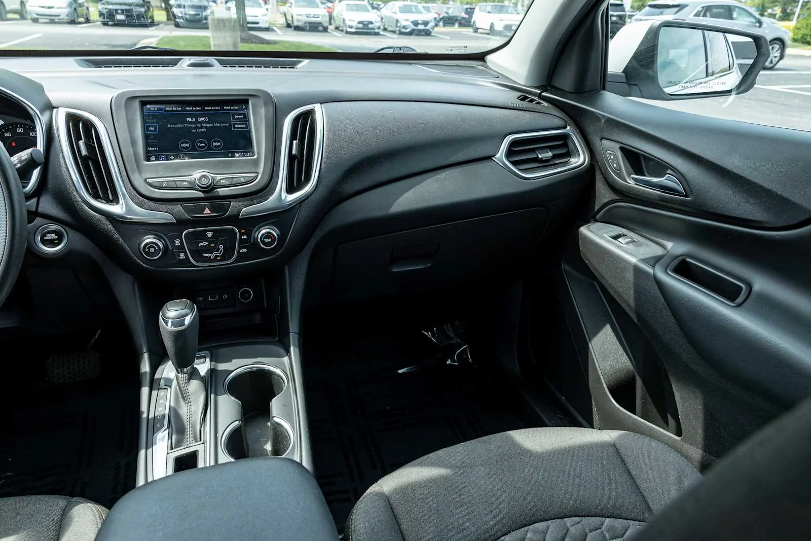 Used 2019 SUMMIT WHITE Chevrolet LT image 11