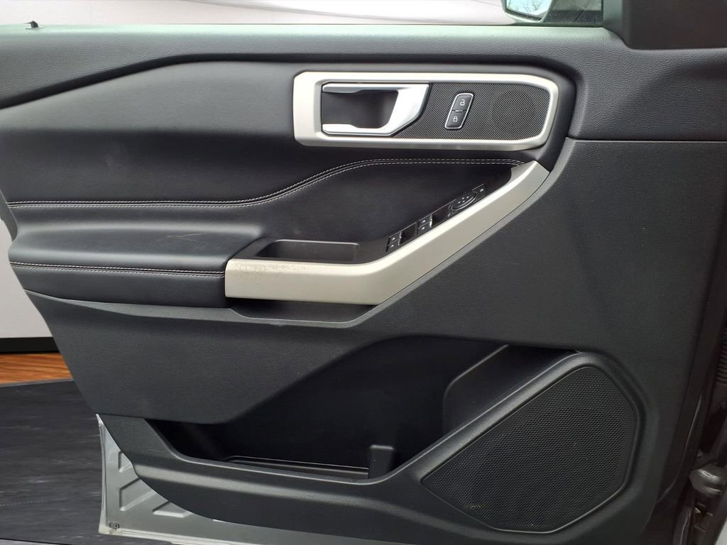 2022 Ford Explorer XLT - Photo 16