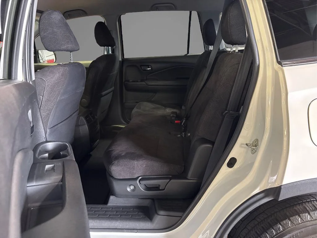 Certified Used 2019 White Diamond Pearl Honda EX image 11