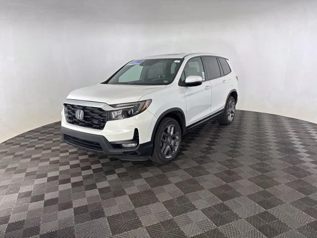 Certified Used 2023 White Honda EX-L image 3