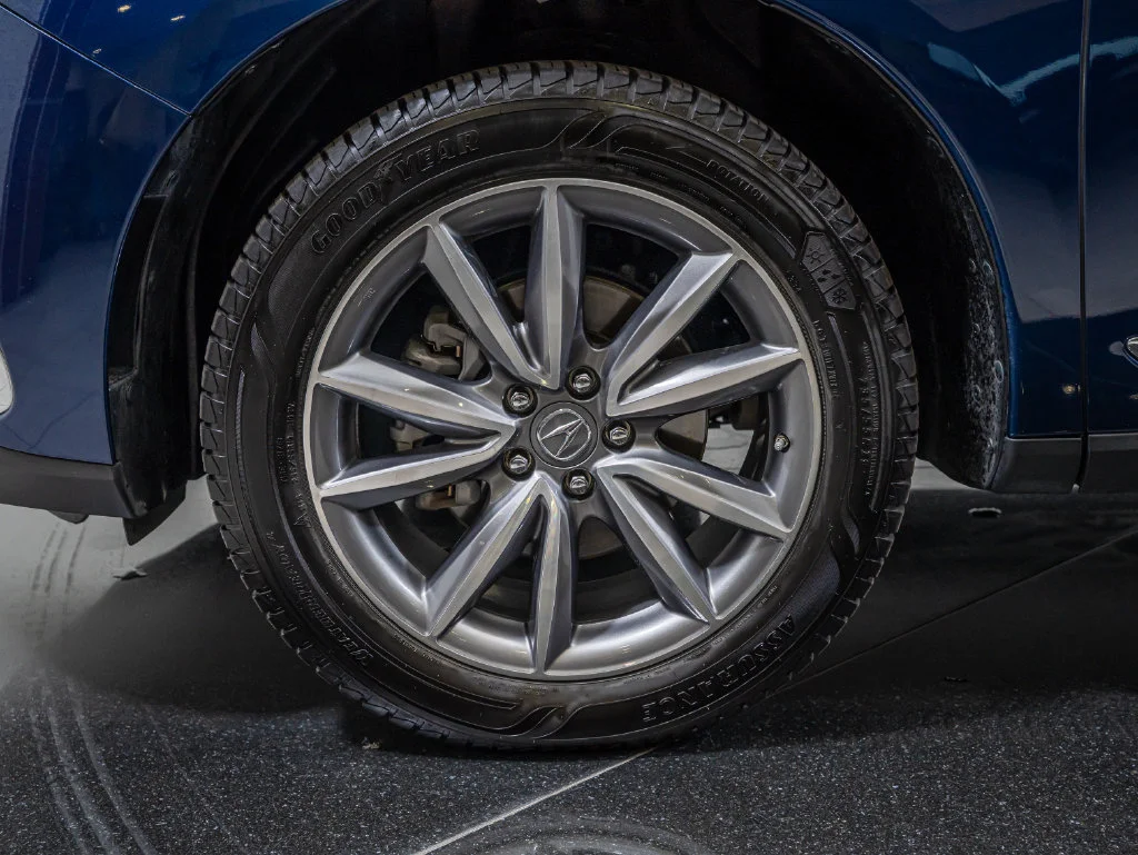 Used 2020 Fathom Blue Pearl Acura Technology Package image 13