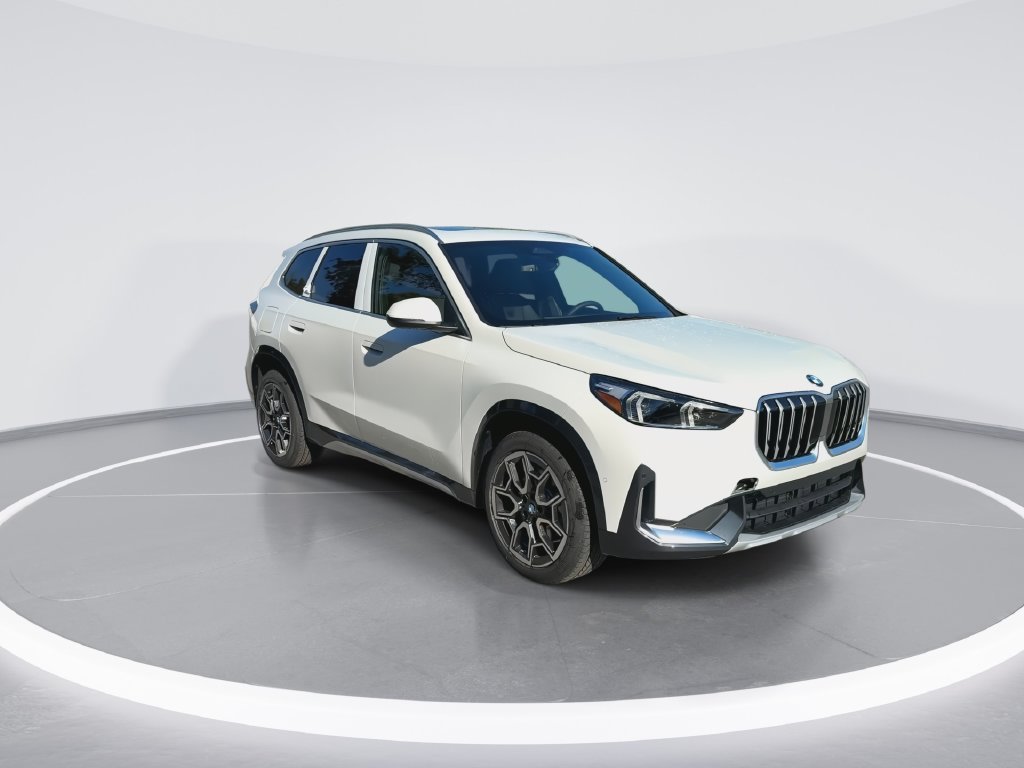New 2027 Alpine White BMW xDrive28i image 2