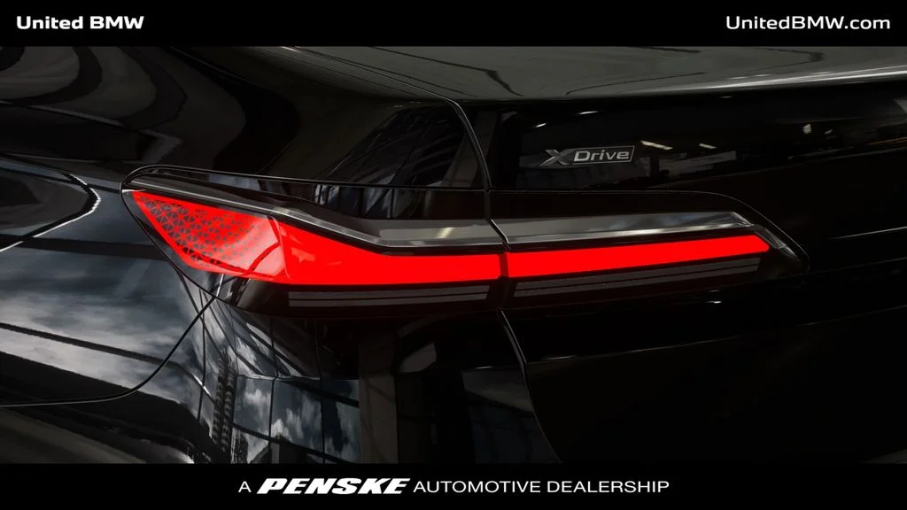 New 2026 Black Sapphire Metallic BMW 760i xDrive image 35