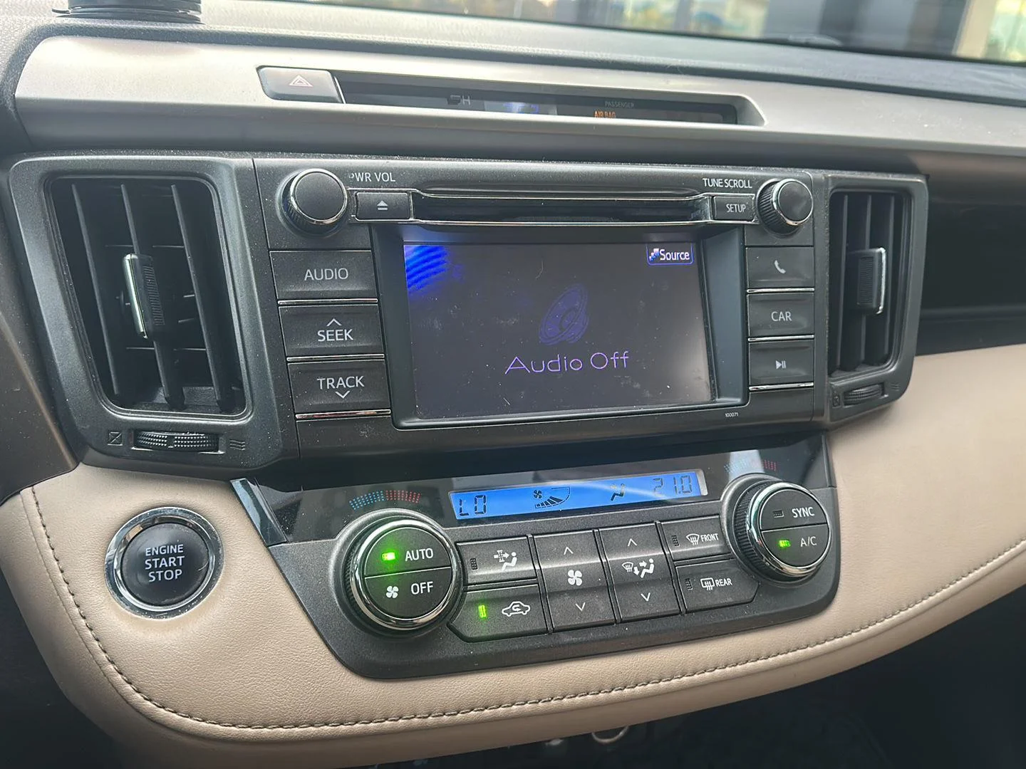 Used 2013 Pyrite Mica Toyota Limited image 14