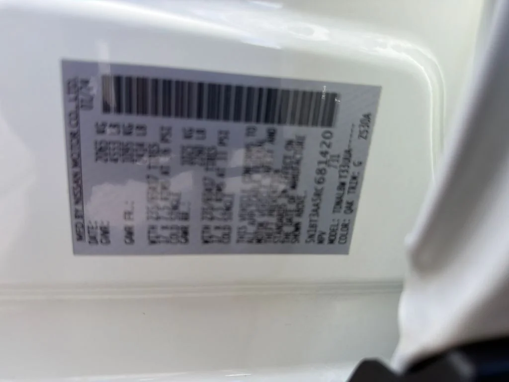 Certified Used 2024 White Nissan S image 32