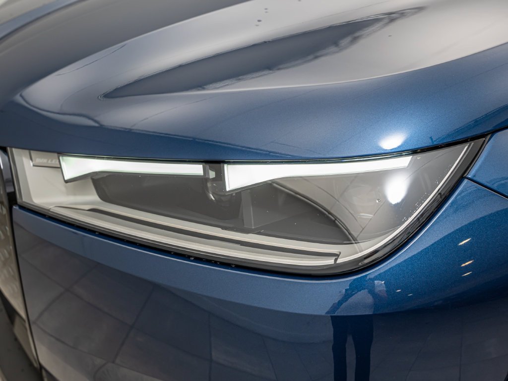 Used 2024 Phytonic Blue Metallic BMW xDrive50 image 14
