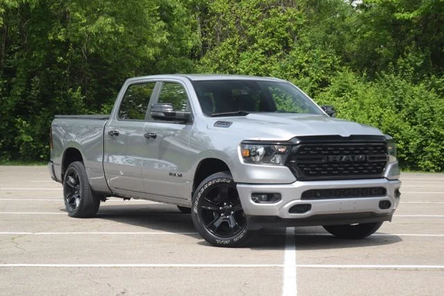2023 RAM 1500 Big Horn/Lone Star 4x4 Crew Cab 6'4's photo