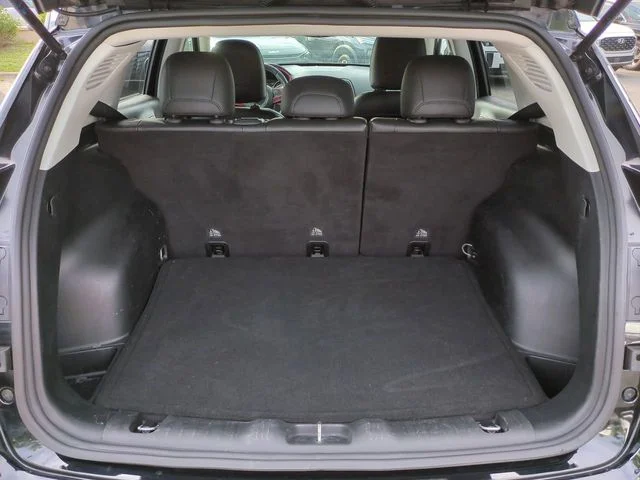 Used 2018 Black Jeep Trailhawk image 13
