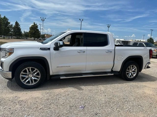 Used 2022 White GMC SLT image 8