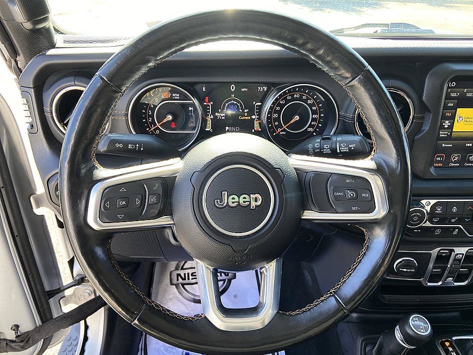Used 2022 Silver Zynith Clearcoat Jeep Unlimited High Altitude image 13