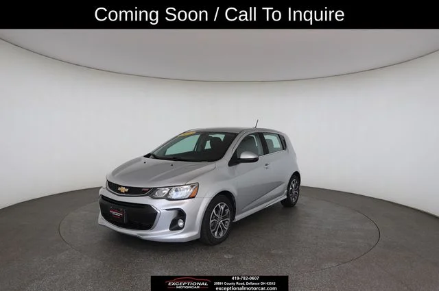 Used 2017 Silver Chevrolet LT image 2