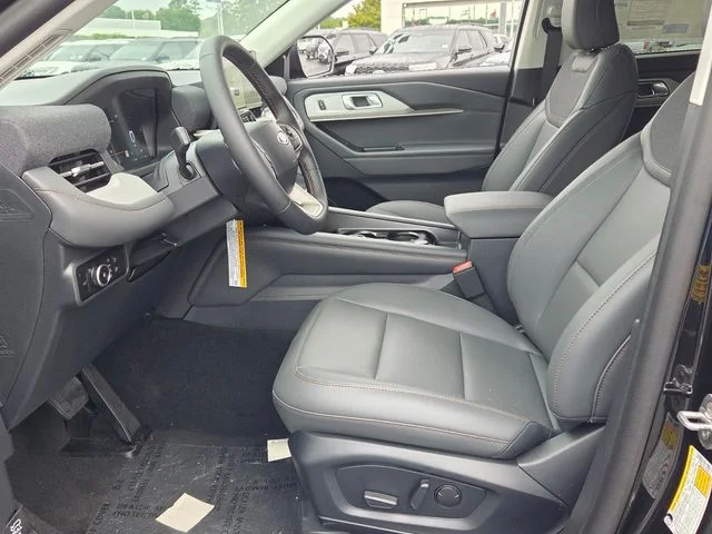 New 2026 Agate Black Metallic Ford Active image 11