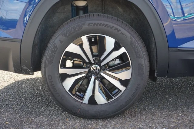 2026 Volkswagen Atlas SE - Photo 6