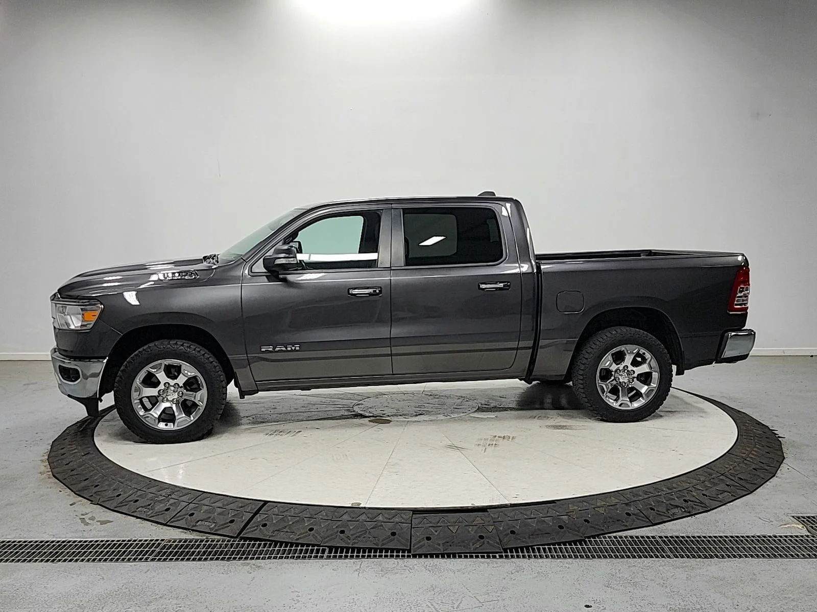 Used 2020 Gray Ram Big Horn/Lone Star image 4