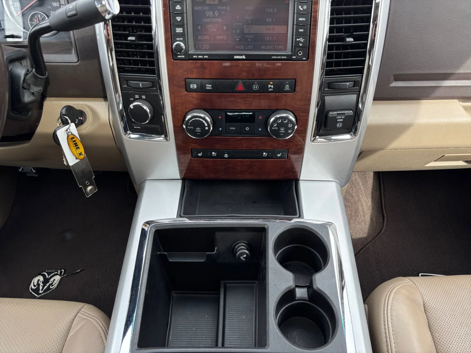 Used 2010 BROWN Dodge Laramie image 15