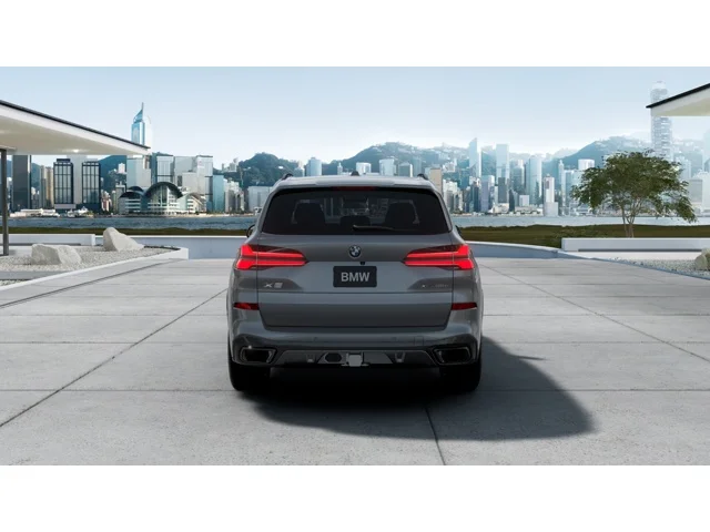 New 2026 Skyscraper Grey Metallic BMW xDrive50e image 5