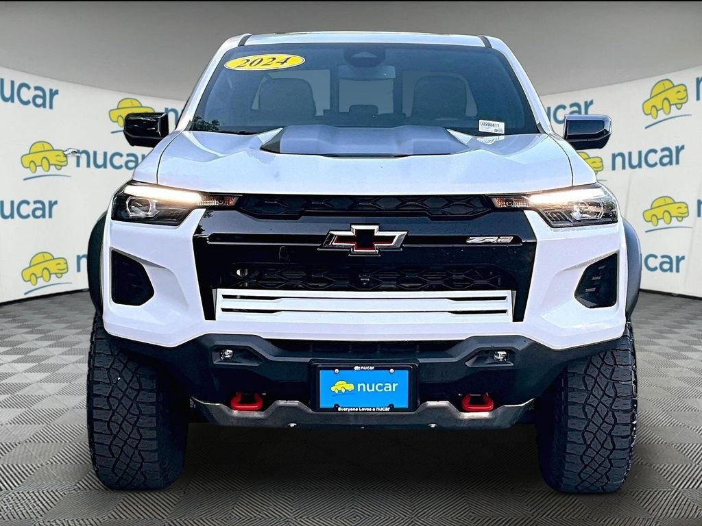 Used 2024 White Chevrolet ZR2 image 2