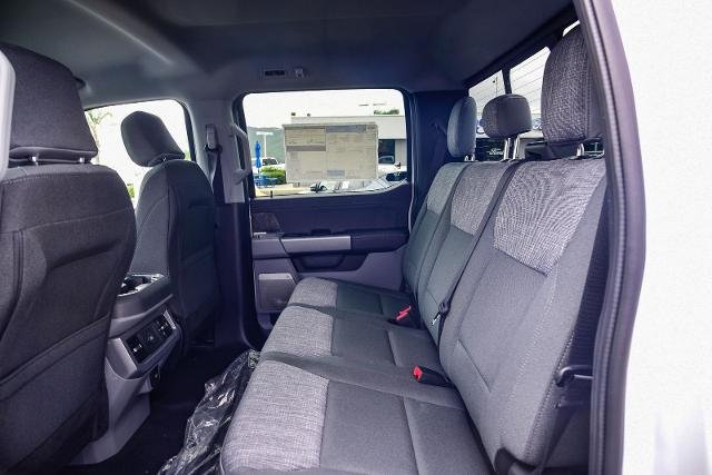 New 2026 Oxford White Ford F-250® XLT image 44