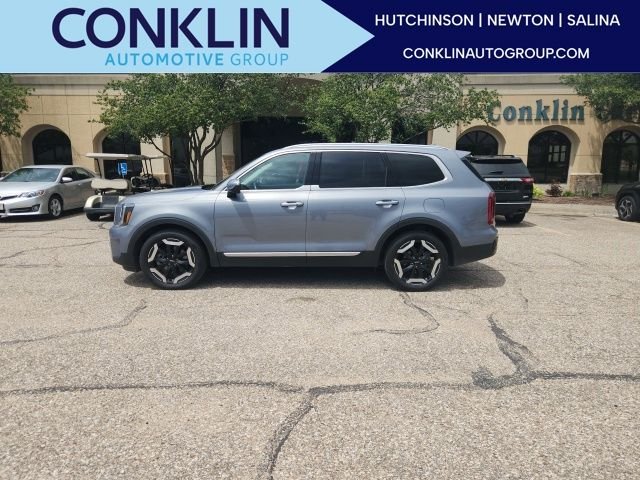 2025 Kia Telluride S AWD's photo