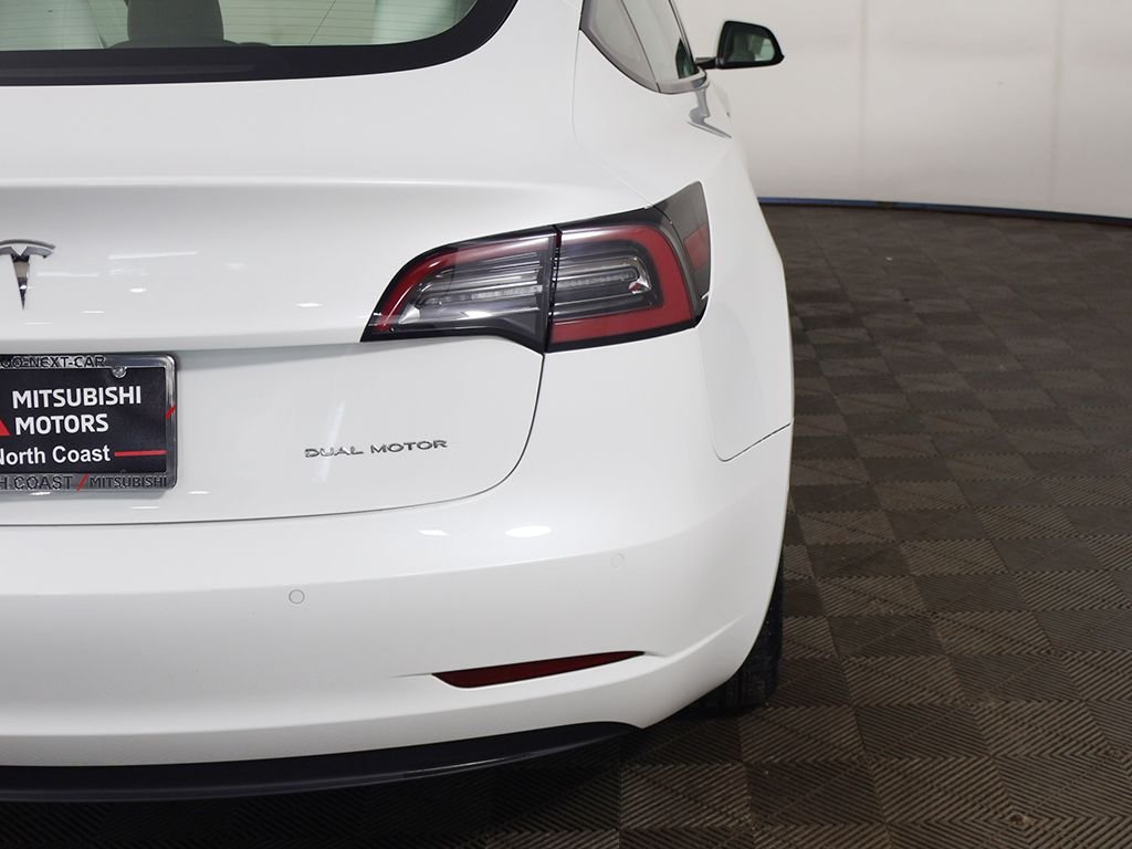Used 2022 White Tesla Long Range image 17