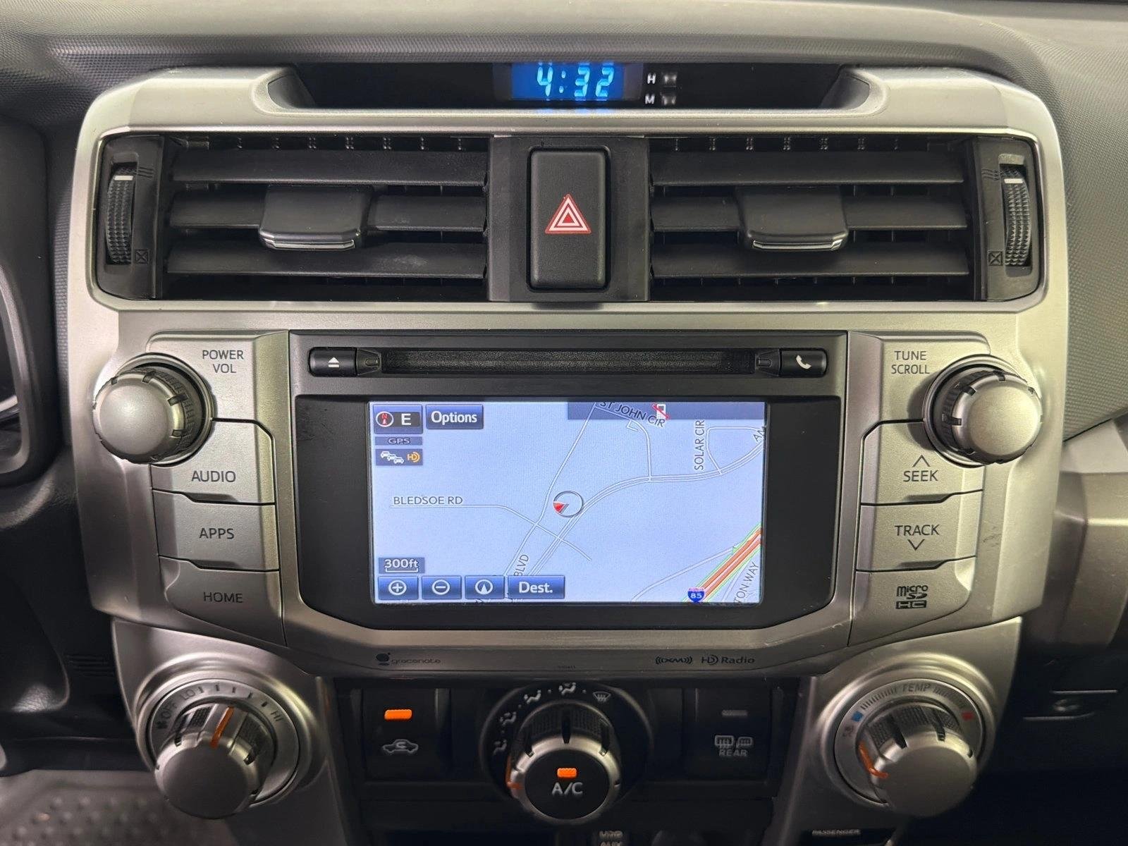 Used 2019 Super White Toyota SR5 Premium image 30