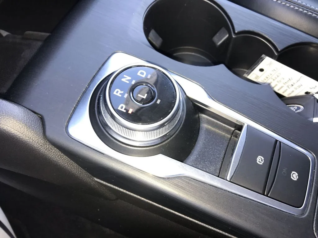 Used 2025  Ford Platinum image 20