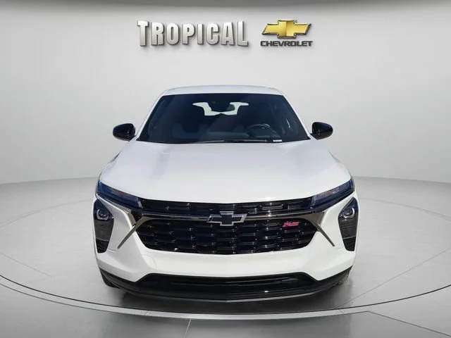 New 2026 Summit White Chevrolet 1RS image 7