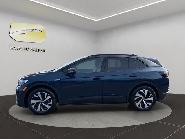 Used 2023 Blue Volkswagen Pro image 4