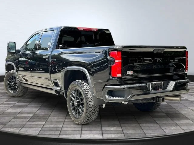 New 2026 Black Chevrolet High Country image 3