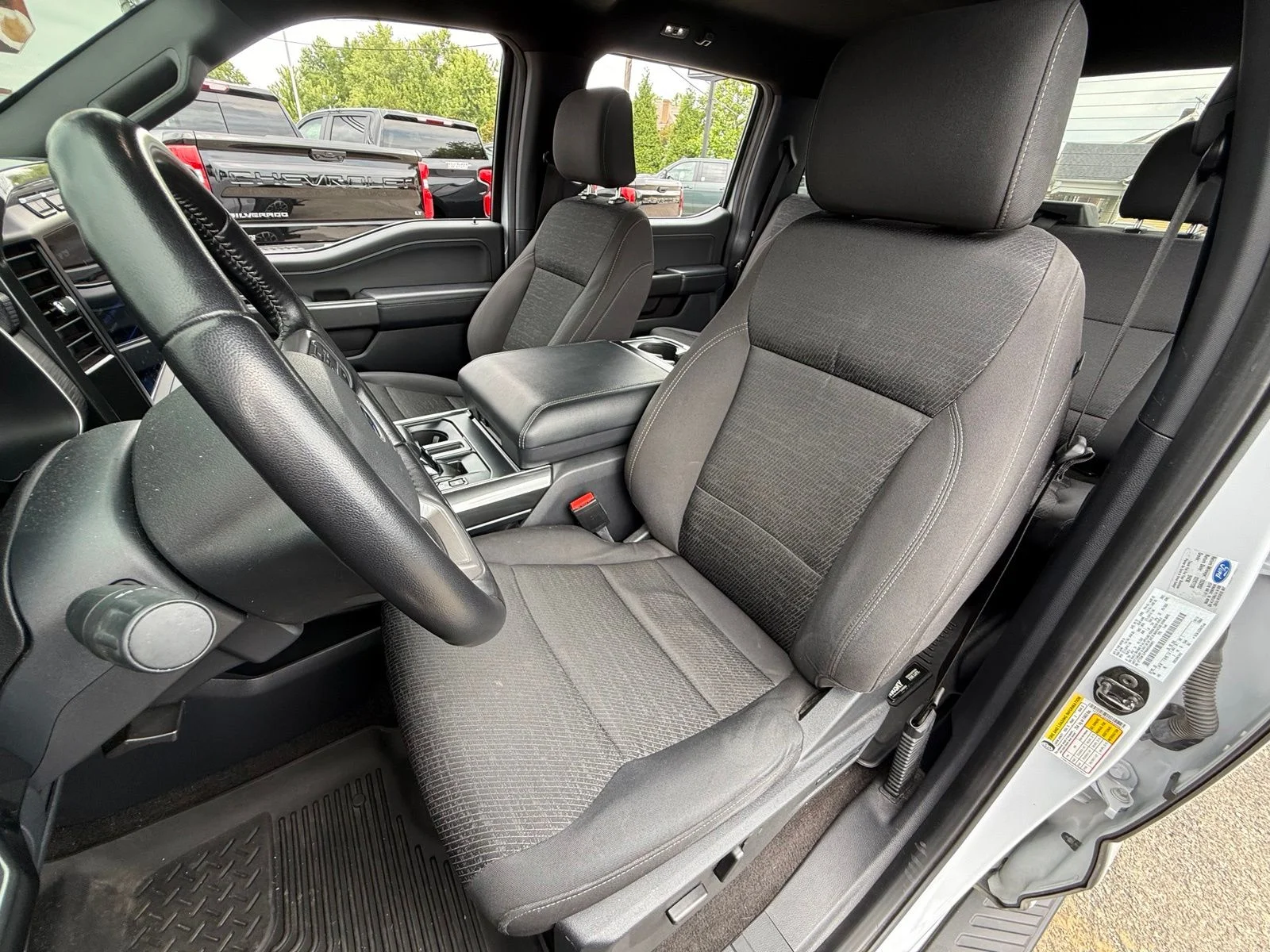 Used 2022 White Ford XLT image 14