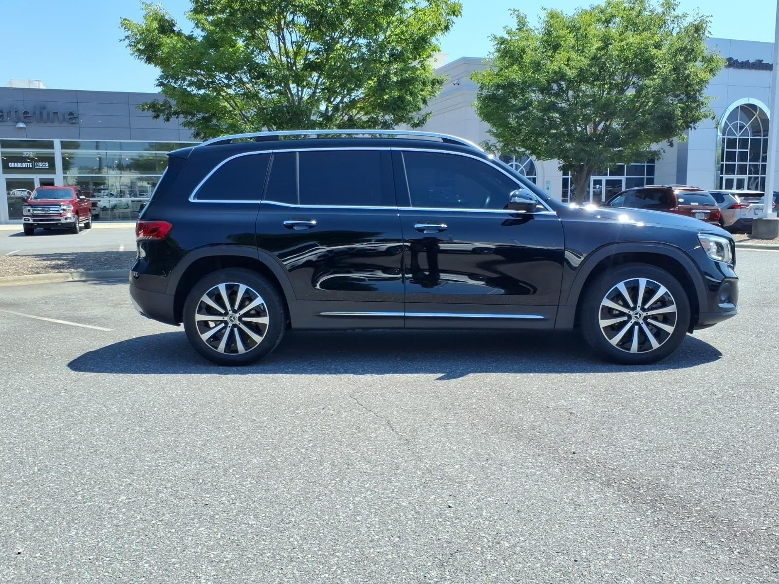 Used 2023 Night Black Mercedes-Benz GLB 250 image 12