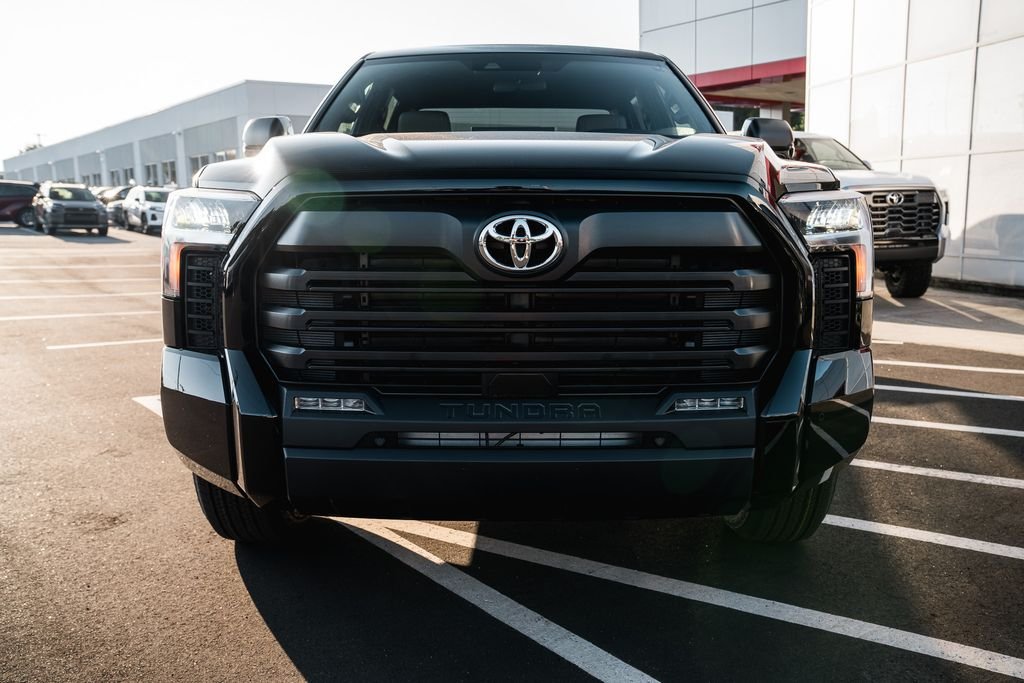 New 2026 Midnight Black Metallic Toyota SR5 image 2