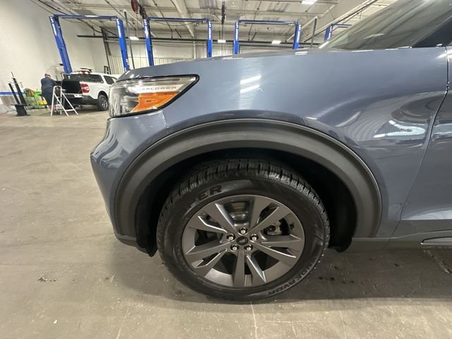 Used 2021 Blue Metallic Ford XLT image 23
