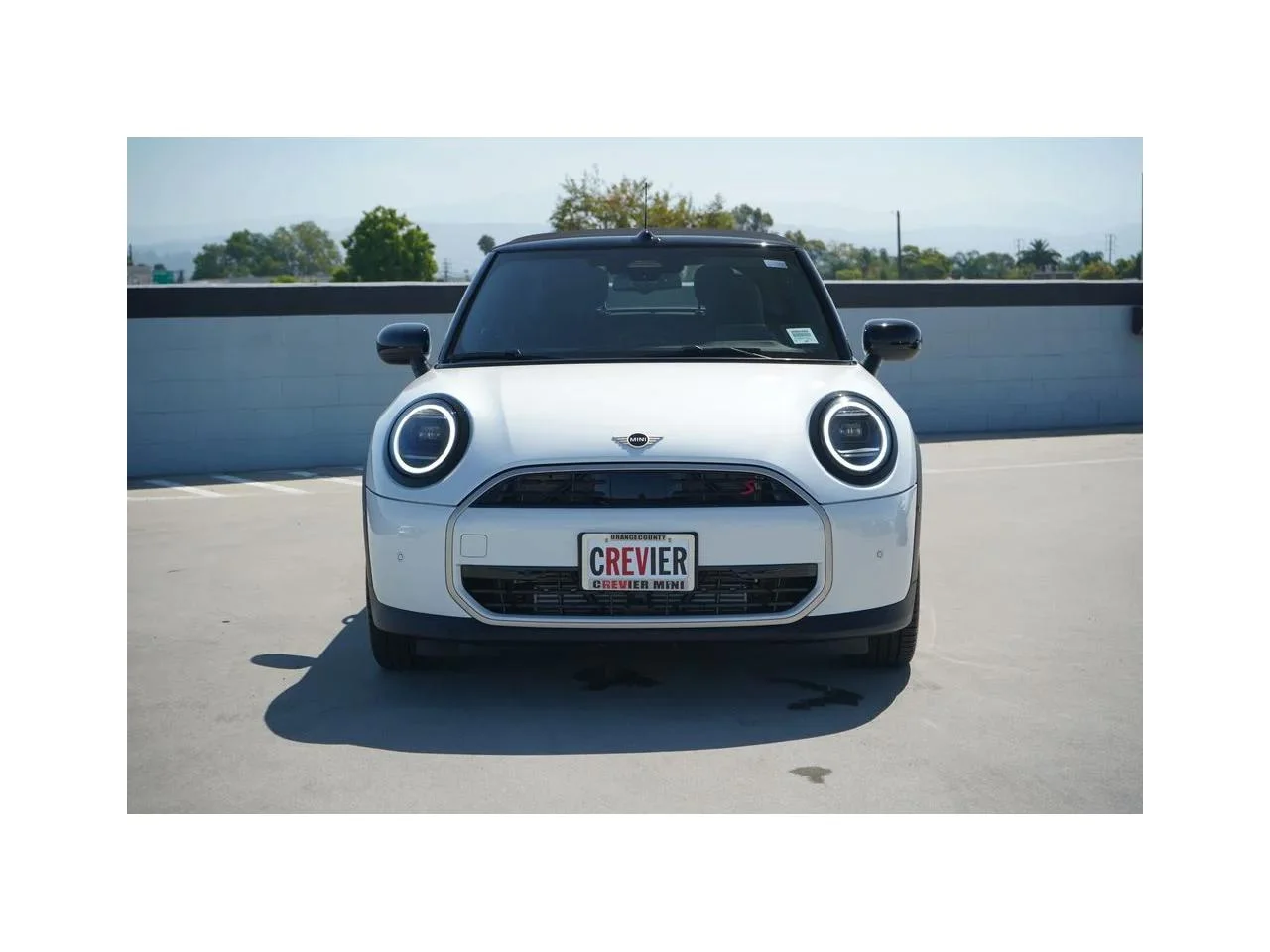 New 2026 Nanuq White Metallic MINI SIGNATURE PLUS image 6