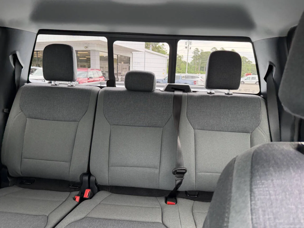 New 2026 Oxford White Ford XLT image 8