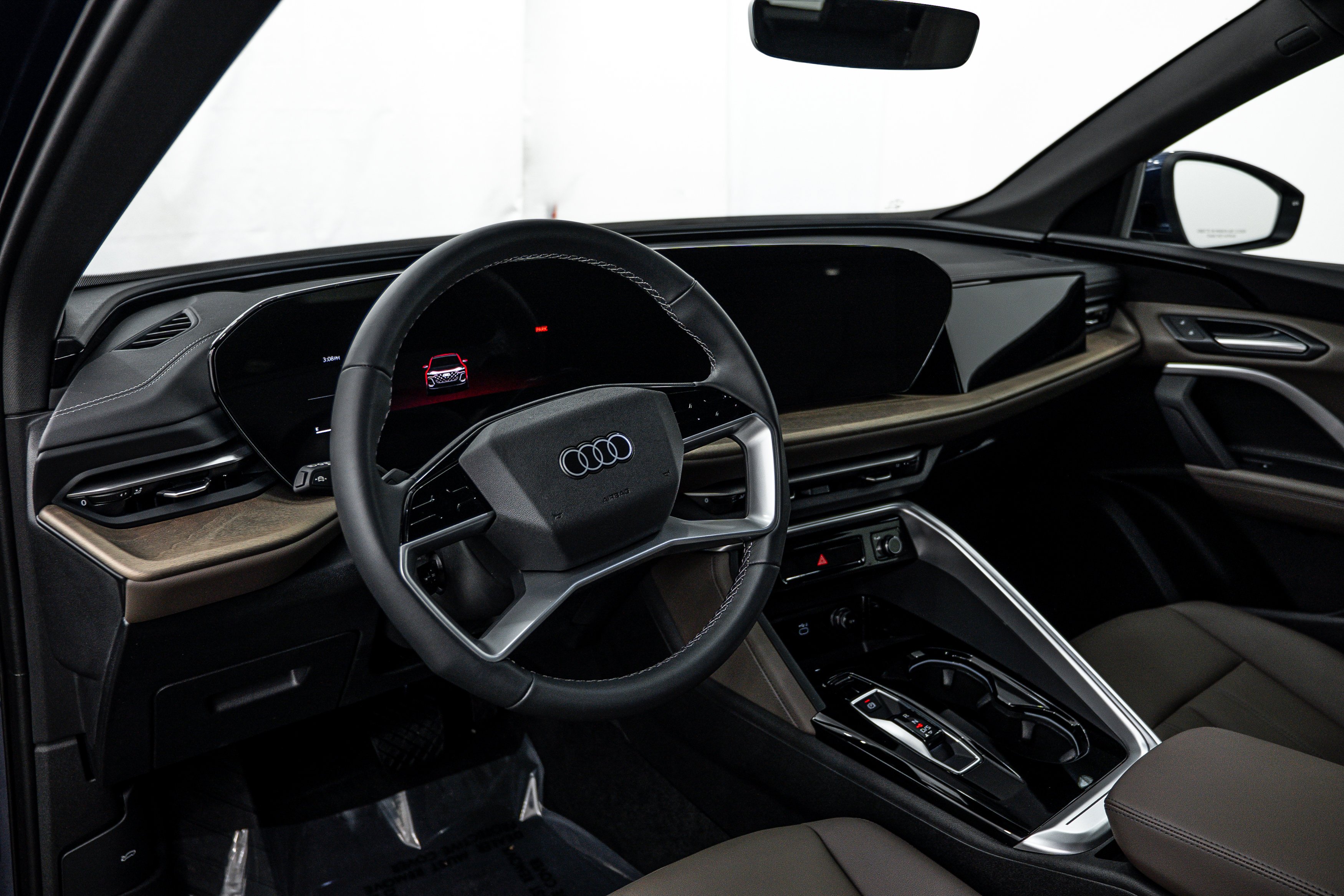 Used 2025 Navarra Blue Metallic Audi Premium image 10