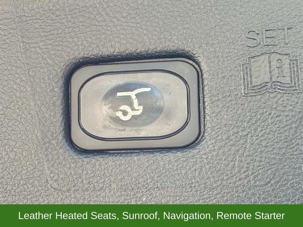 Used 2023 Gray Ford SEL image 15