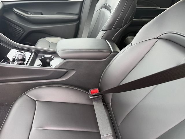 New 2026 Baltic Gray Metallic Clear-Coat Exterior Paint Jeep Limited image 14