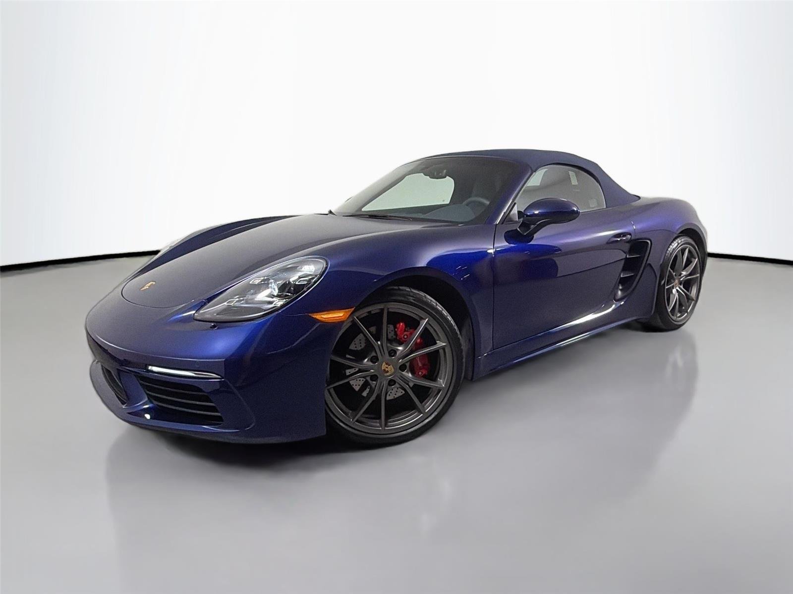 2025 Porsche 718 Boxster S's photo